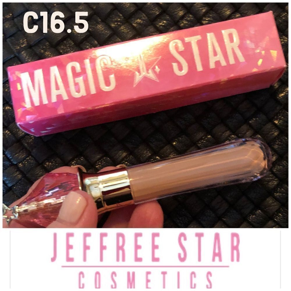 JEFFREE STAR - NWT - Magic Star Concealer in C16.5 (Tan Skin/Peach Undertones)